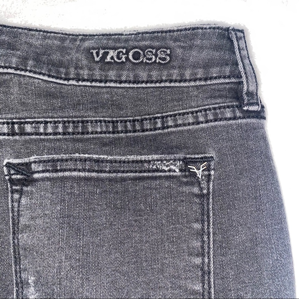 Stretchy slightly distressed black jean shorts! - Picture 6 of 11